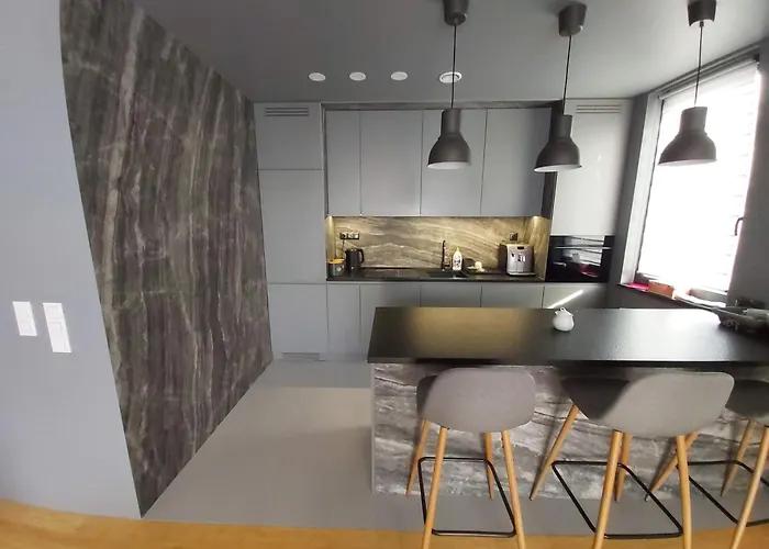 Urban Oasis With A Garage Apartman Krakkó