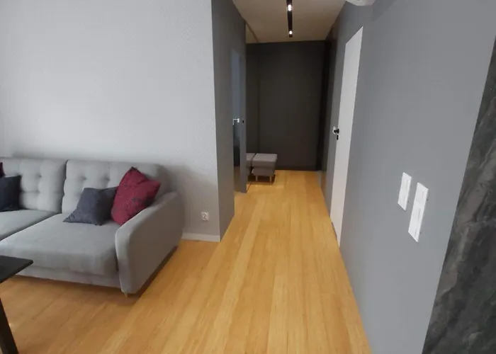 Urban Oasis With A Garage Apartman Krakkó