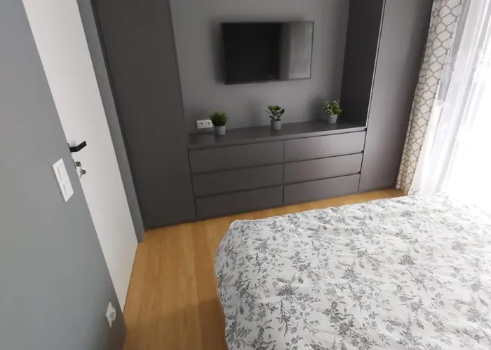 Urban Oasis With A Garage *